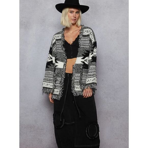 POL Jackets & Blazers - Pol Medium Black Multi Aztec Cardigan